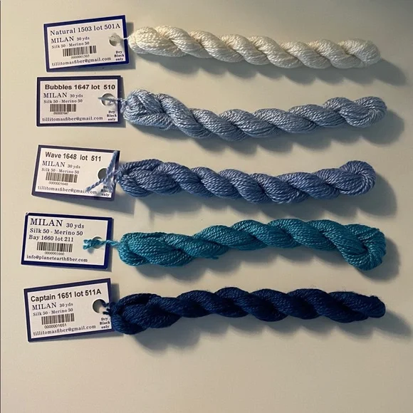 Penny Linn Blue Shells Pagoda Needlepoint Canvas by Grey Hall Designs w/ thread - Picture 4 of 4